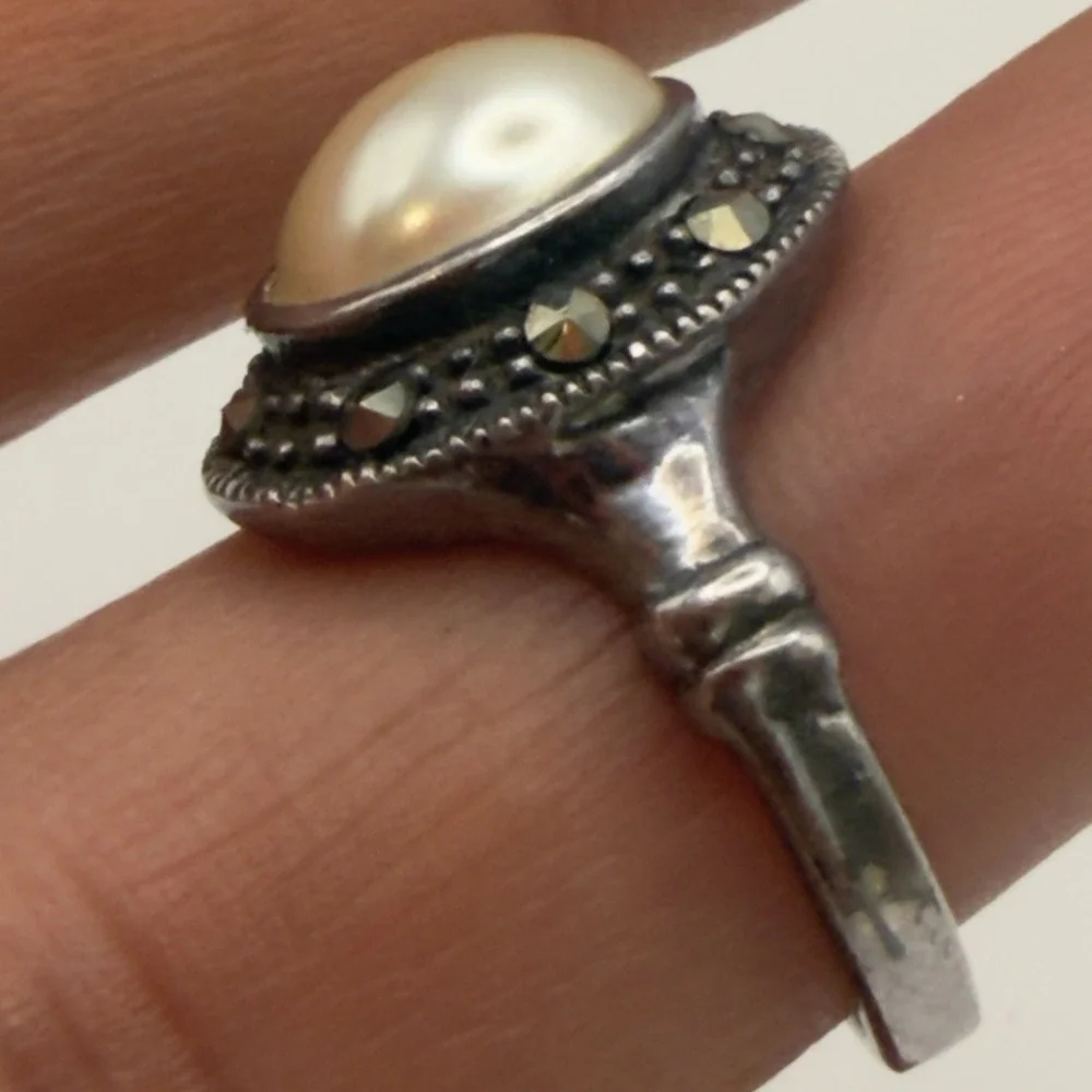 Vtg TM Sterling Silver Art Deco Style Ring Marcasite Faux Mabe Pearl Sz 6.5